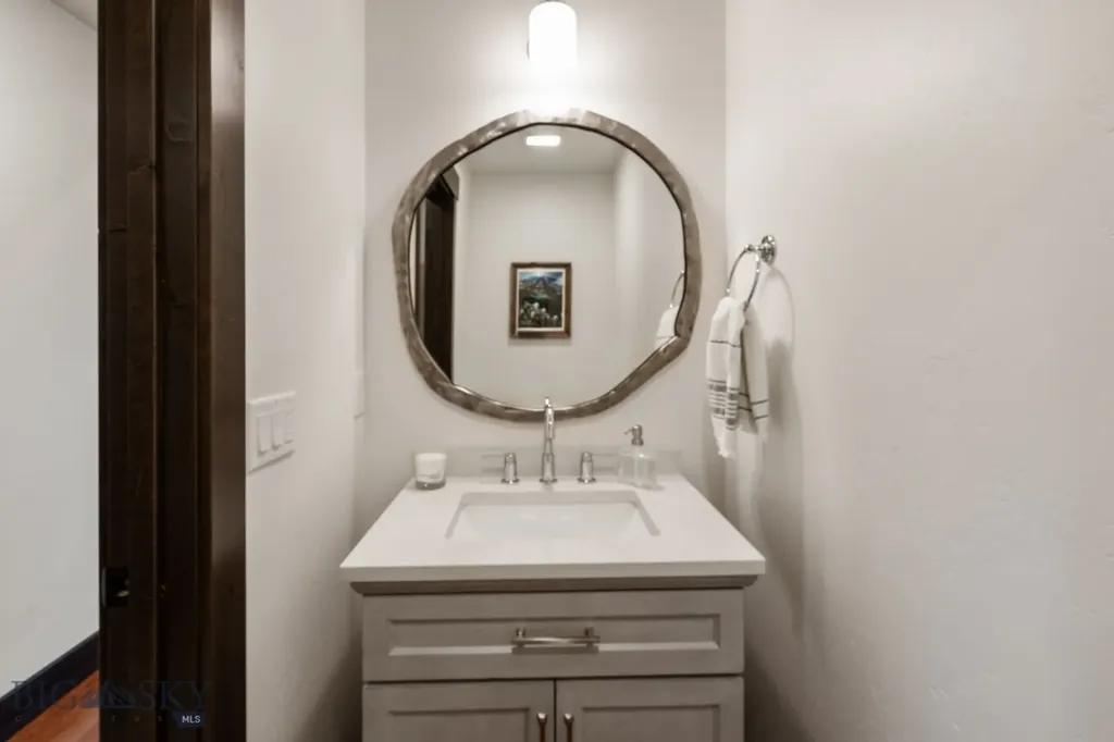 27 Obsidian Lane Livingston MT 59047