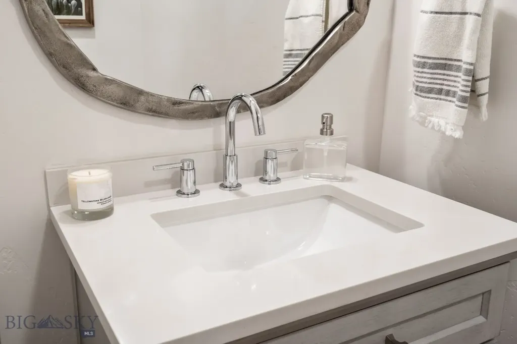 27 Obsidian Lane Livingston MT 59047