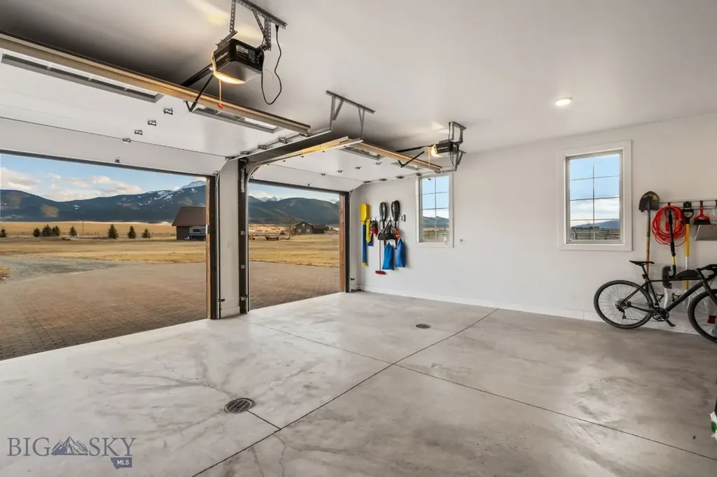 27 Obsidian Lane Livingston MT 59047
