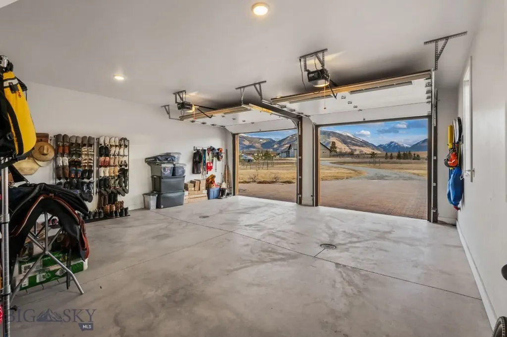 27 Obsidian Lane Livingston MT 59047