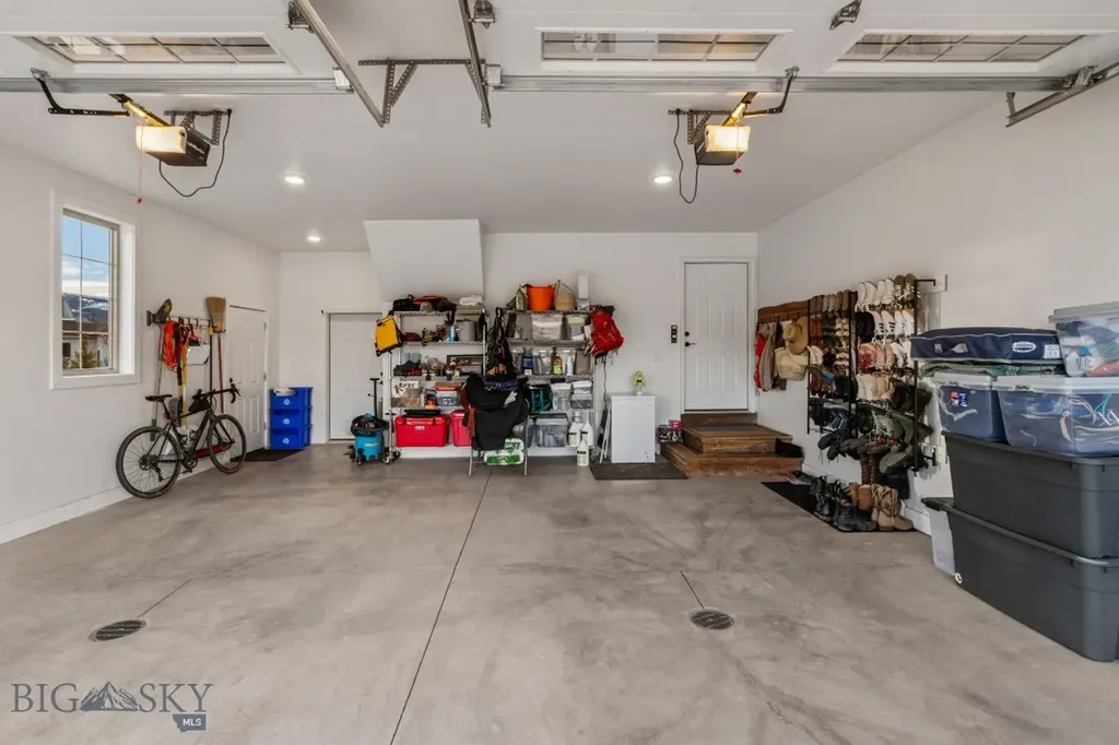 27 Obsidian Lane Livingston MT 59047