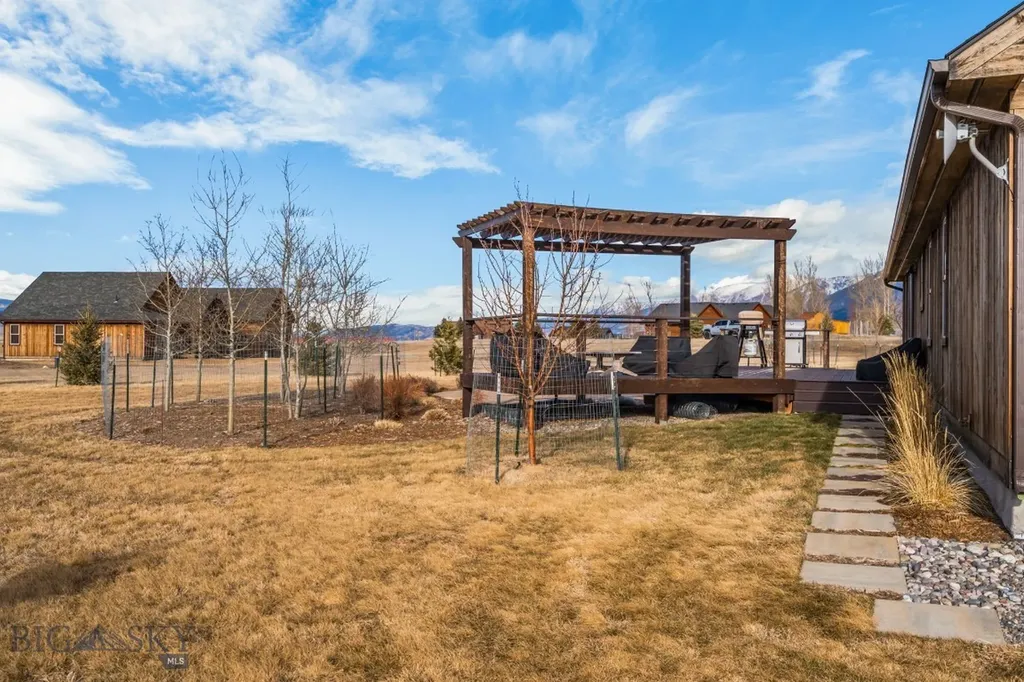 27 Obsidian Lane Livingston MT 59047