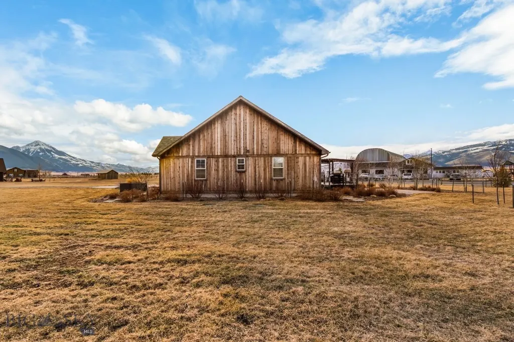 27 Obsidian Lane Livingston MT 59047