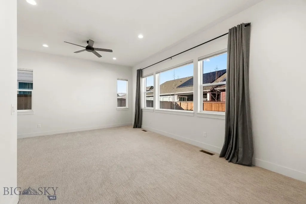 1609 Wyatt Earp Belgrade MT 59714