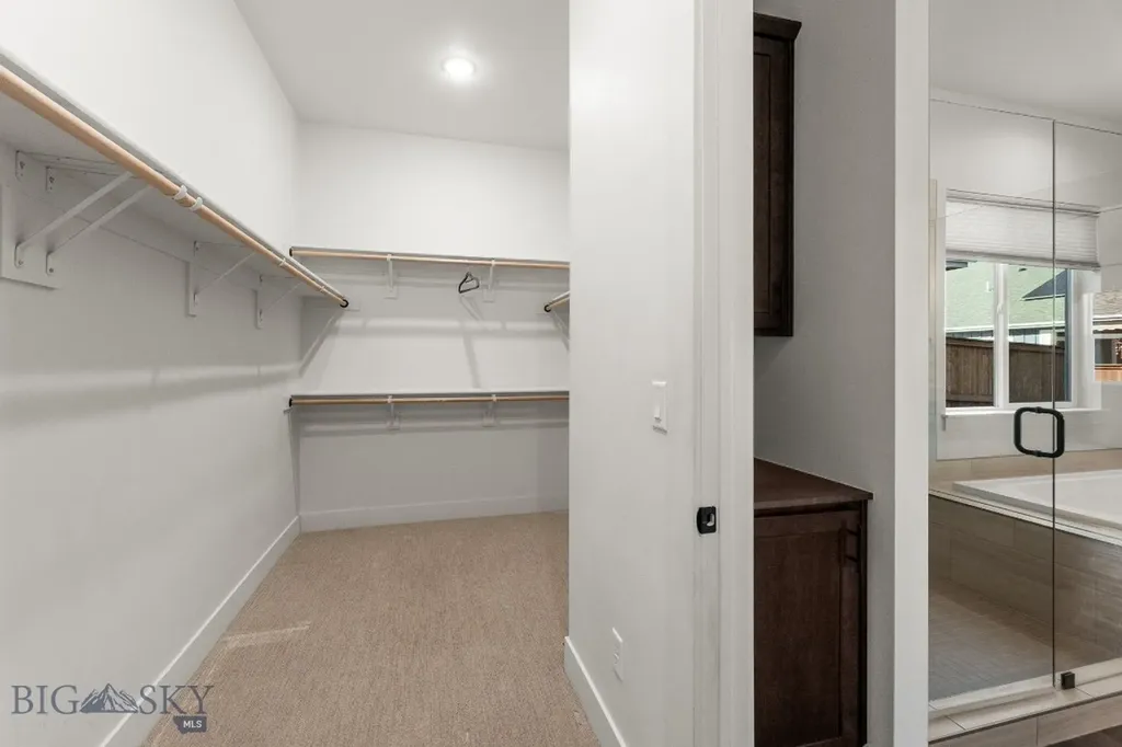 1609 Wyatt Earp Belgrade MT 59714