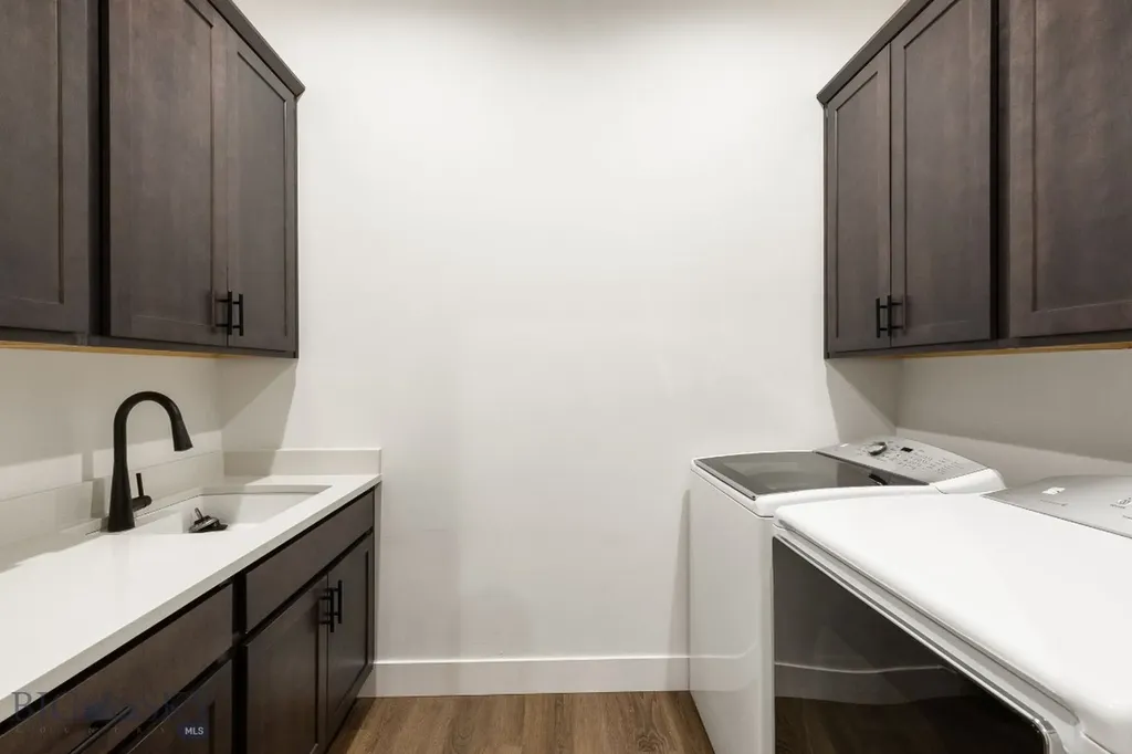 1609 Wyatt Earp Belgrade MT 59714