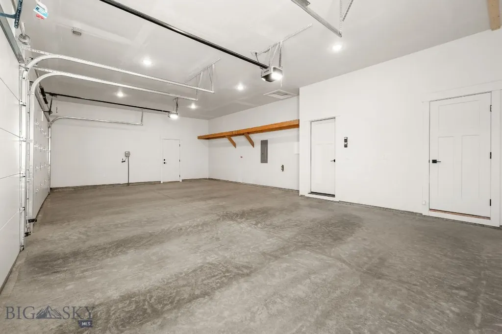 1609 Wyatt Earp Belgrade MT 59714