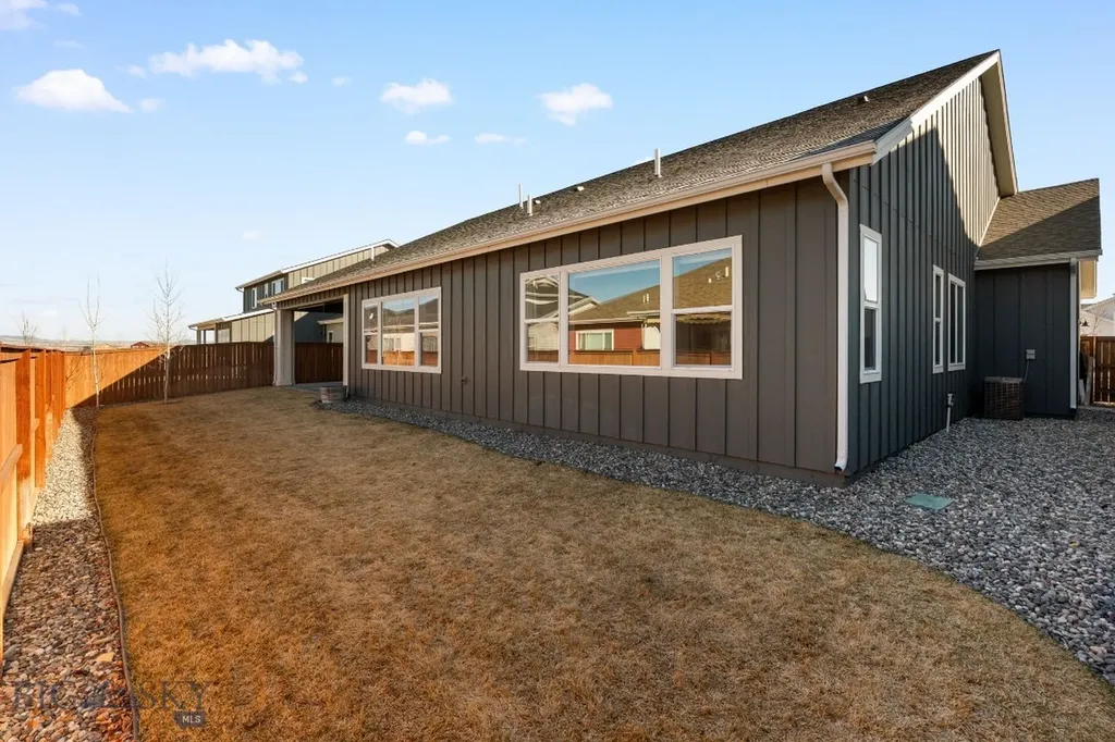 1609 Wyatt Earp Belgrade MT 59714