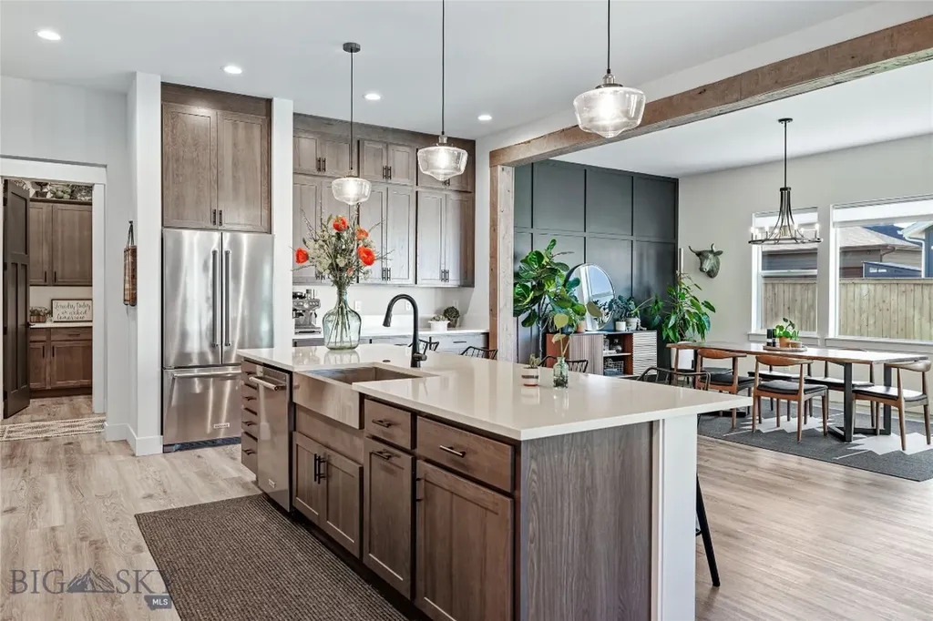 1711 Wyatt Earp Court Belgrade MT 59714