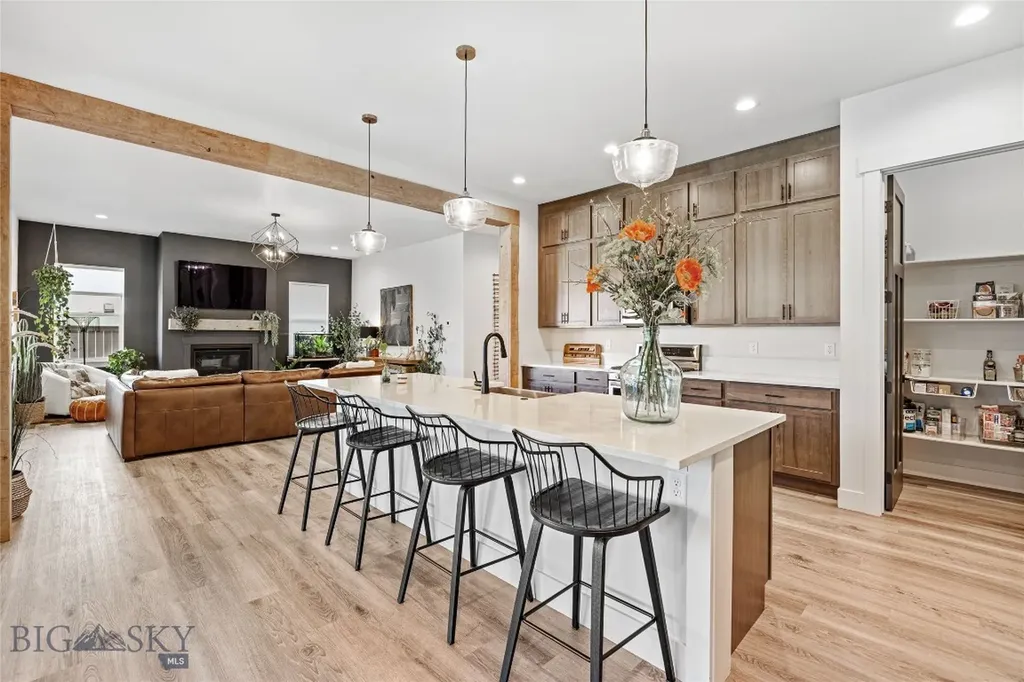 1711 Wyatt Earp Court Belgrade MT 59714