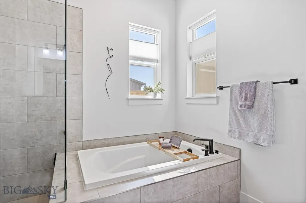 1711 Wyatt Earp Court Belgrade MT 59714