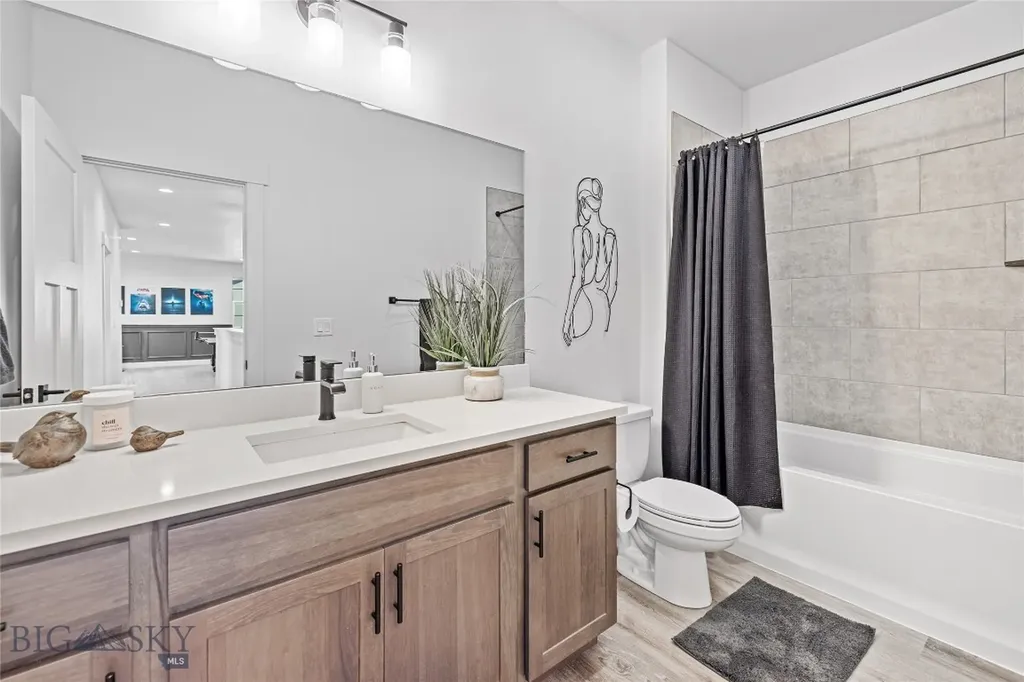 1711 Wyatt Earp Court Belgrade MT 59714