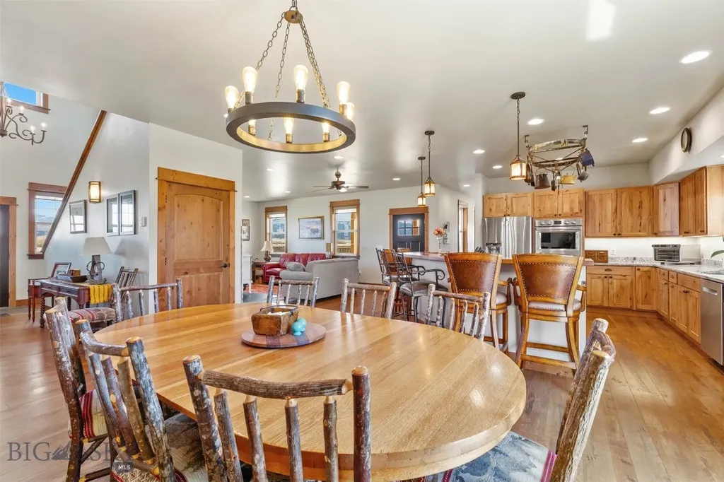 1707 Roundup Boulevard Belgrade MT 59714