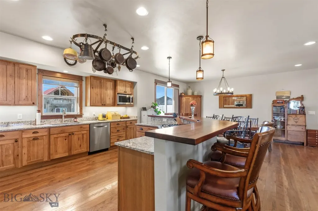 1707 Roundup Boulevard Belgrade MT 59714