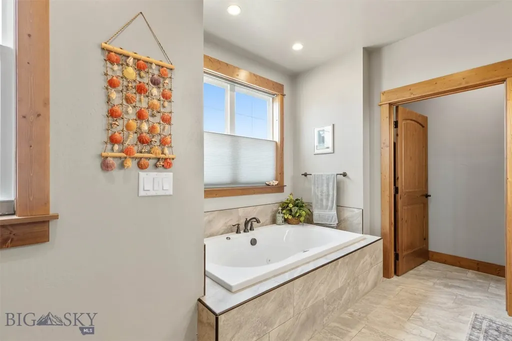 1707 Roundup Boulevard Belgrade MT 59714