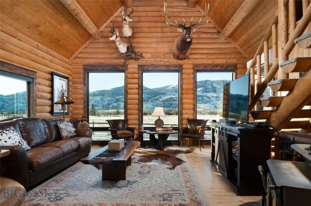 198 E River Road Emigrant MT 59027