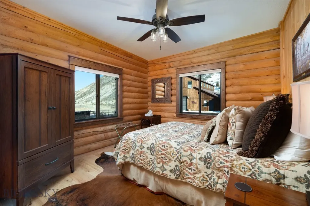 198 E River Road Emigrant MT 59027