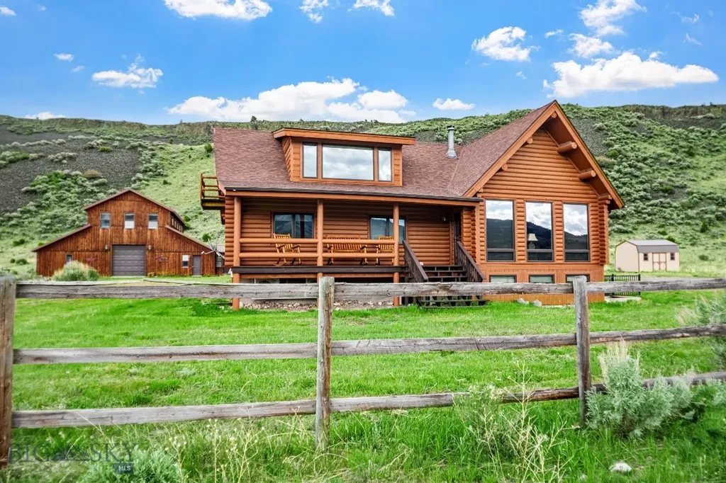 198 E River Road Emigrant MT 59027