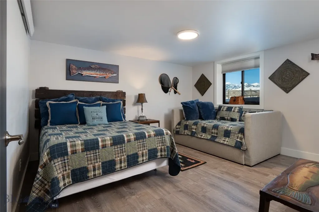 198 E River Road Emigrant MT 59027
