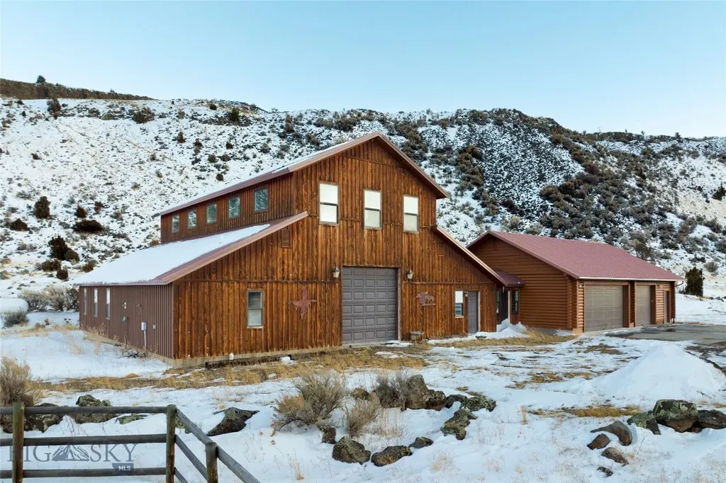 198 E River Road Emigrant MT 59027