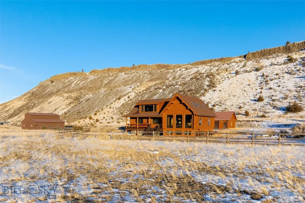 198 E River Road Emigrant MT 59027