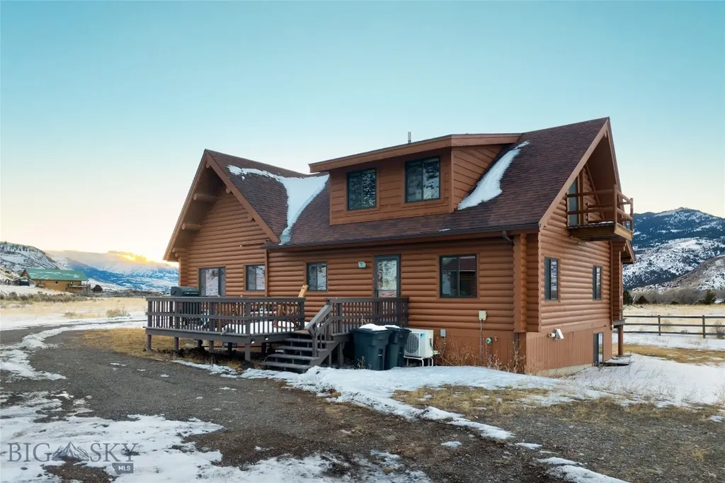 198 E River Road Emigrant MT 59027
