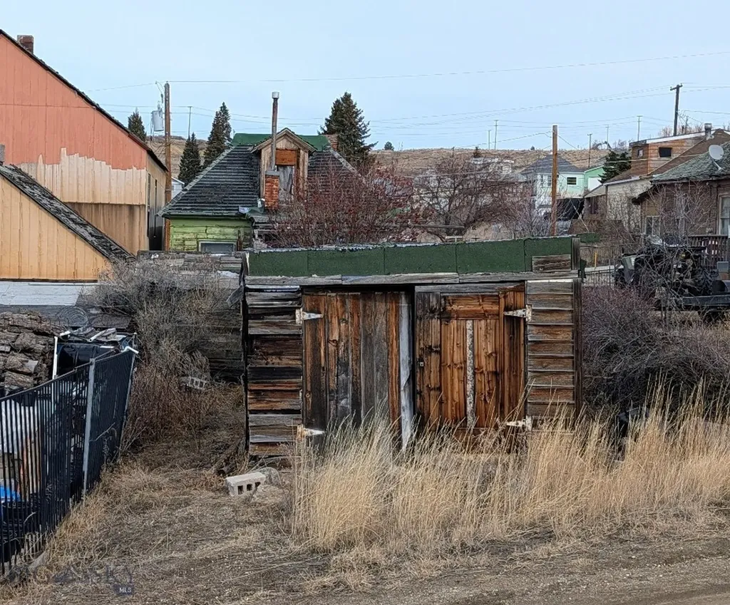 104 E Center Butte MT 59701