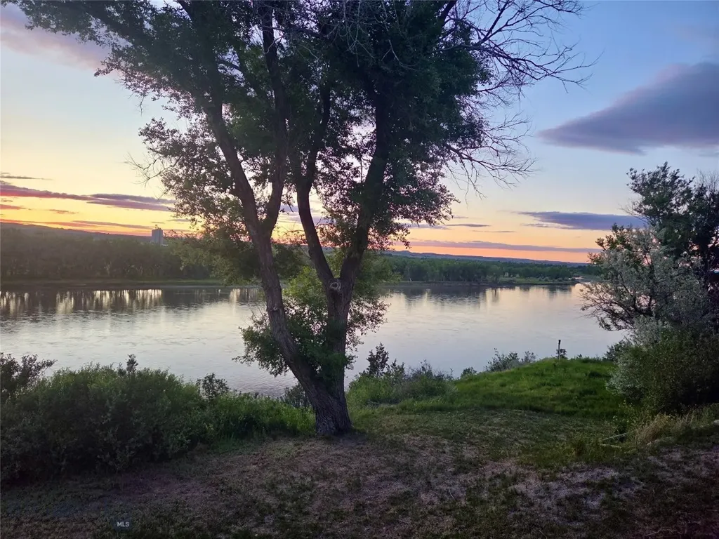 2 Fairgrounds Road Glendive MT 59330
