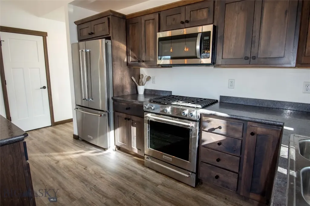 702 Yellowstone Avenue Belgrade MT 59714