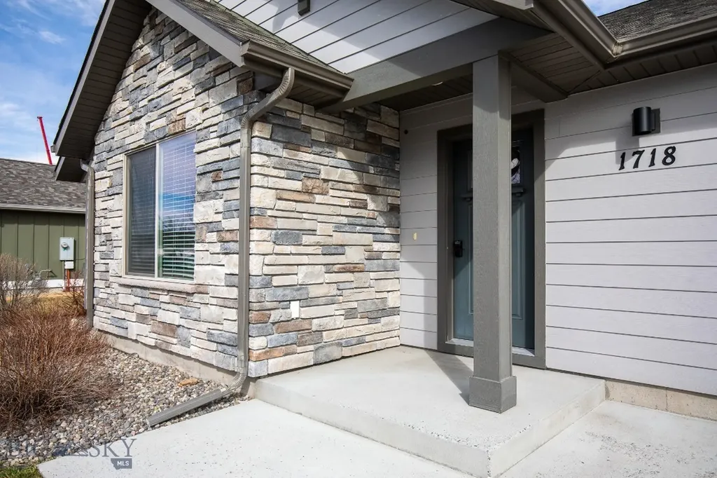 1718 Shelby Avenue Belgrade MT 59714