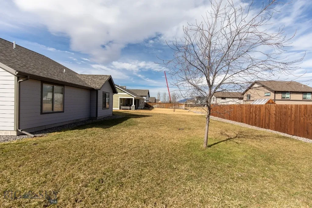1718 Shelby Avenue Belgrade MT 59714