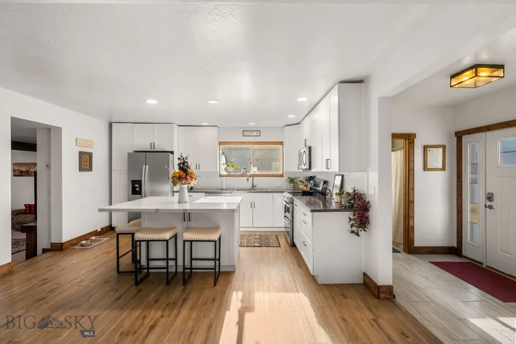 91 E Allison Avenue Belgrade MT 59714