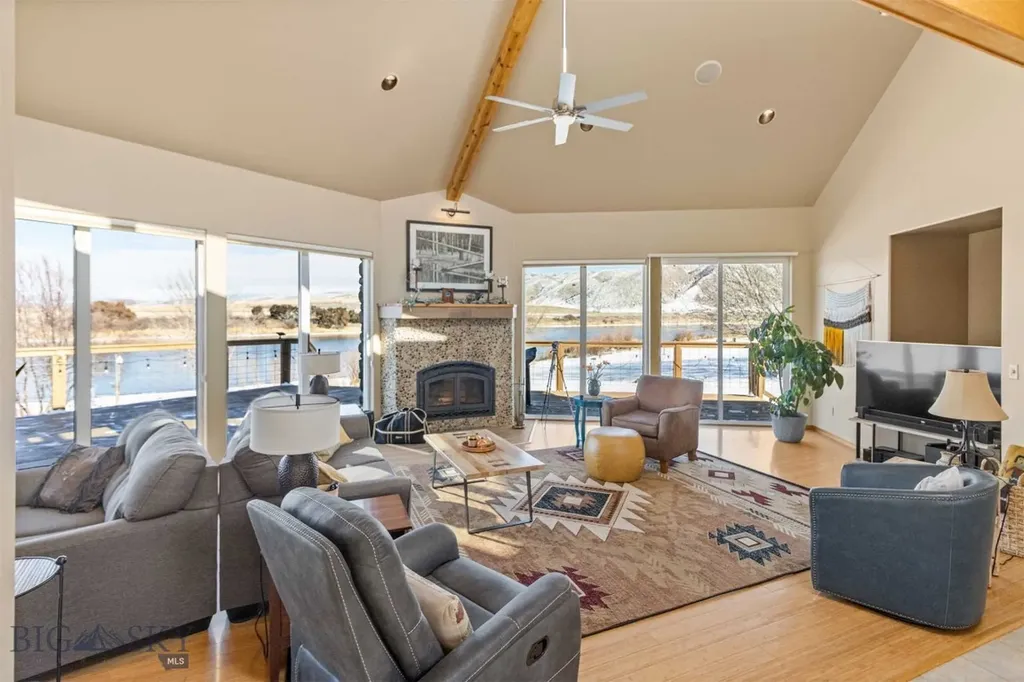 37 Missouri View Loop Toston MT 59643