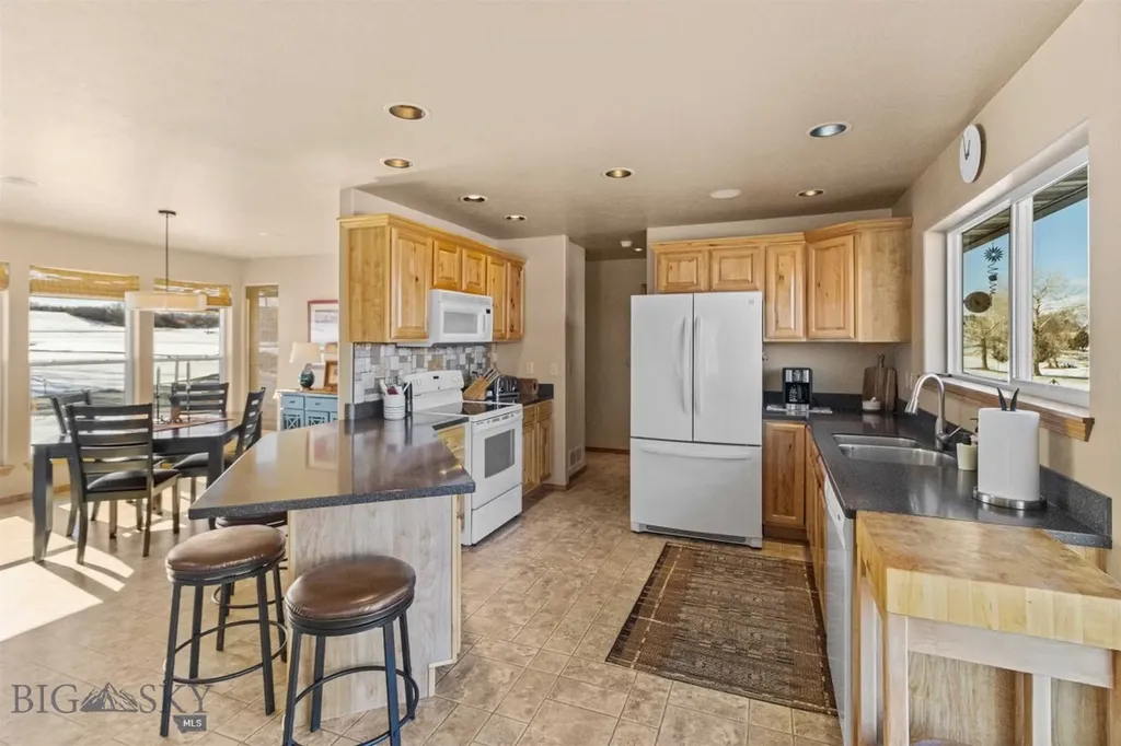 37 Missouri View Loop Toston MT 59643