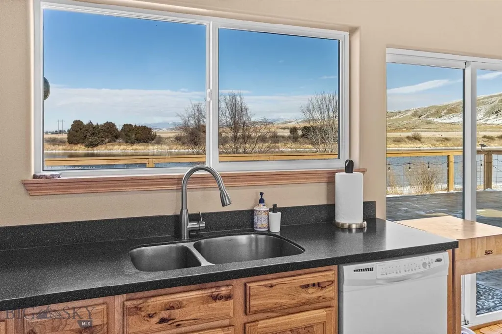 37 Missouri View Loop Toston MT 59643