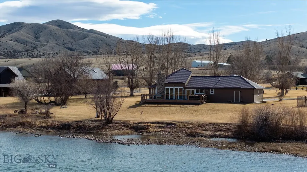 37 Missouri View Loop Toston MT 59643
