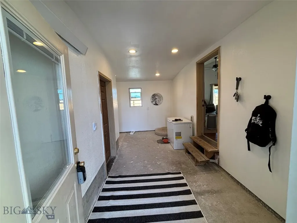 1 Bonanza Place Whitehall MT 59759