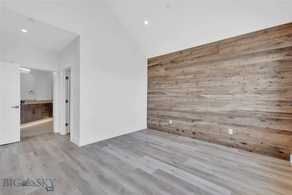450 Loomis Way Ennis MT 59729