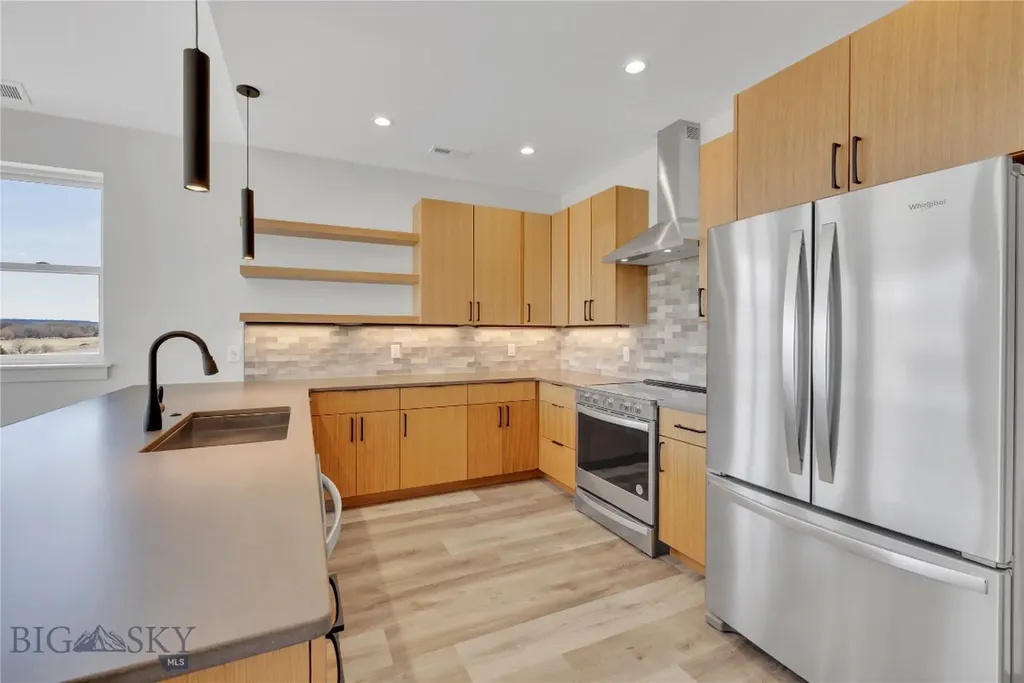 450 Loomis Way Ennis MT 59729
