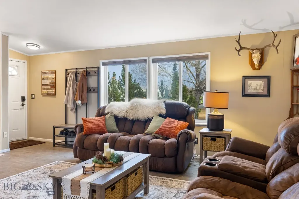 126 Hereford Belgrade MT 59714