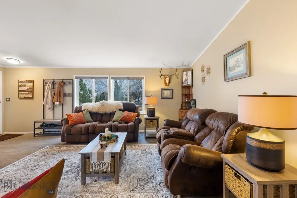 126 Hereford Belgrade MT 59714