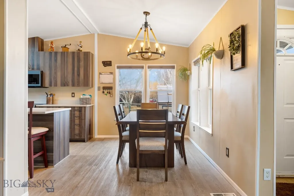 126 Hereford Belgrade MT 59714