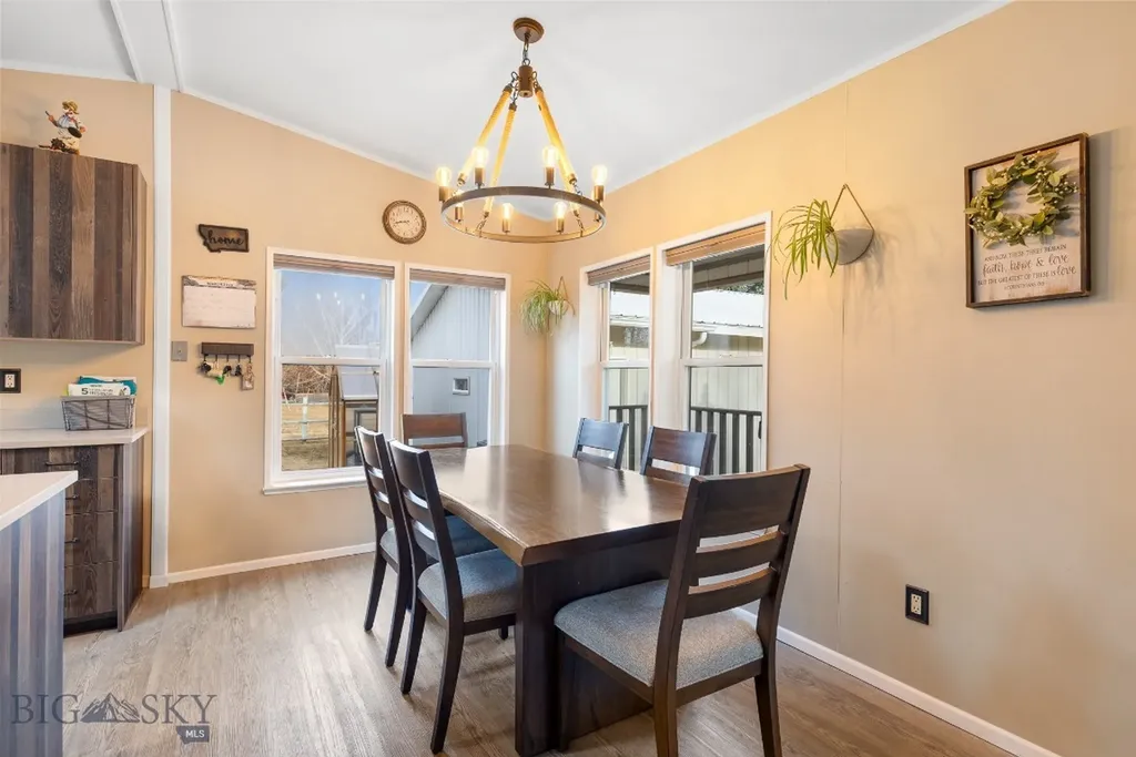 126 Hereford Belgrade MT 59714