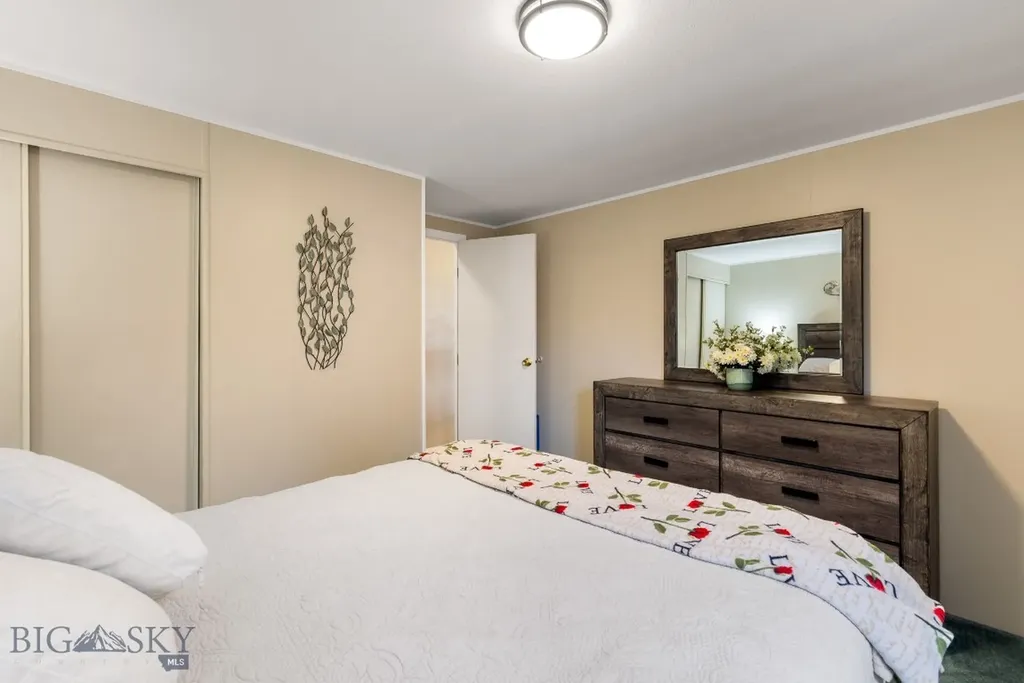 126 Hereford Belgrade MT 59714