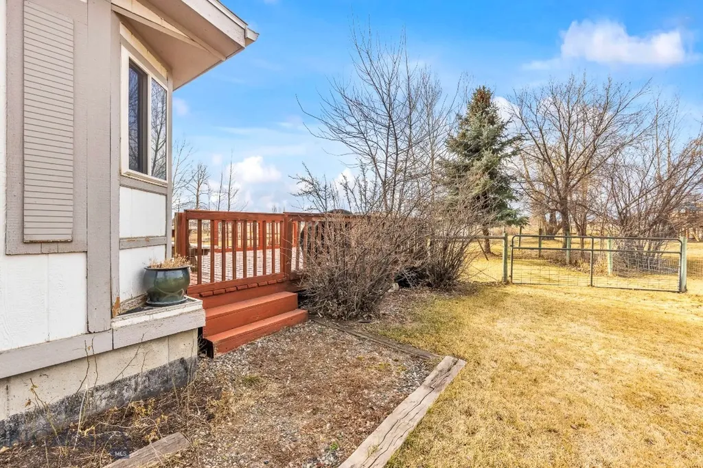 126 Hereford Belgrade MT 59714