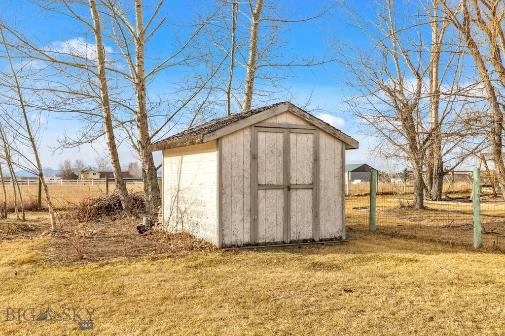 126 Hereford Belgrade MT 59714