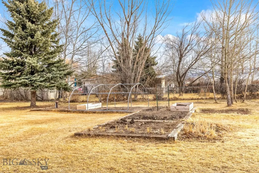 126 Hereford Belgrade MT 59714