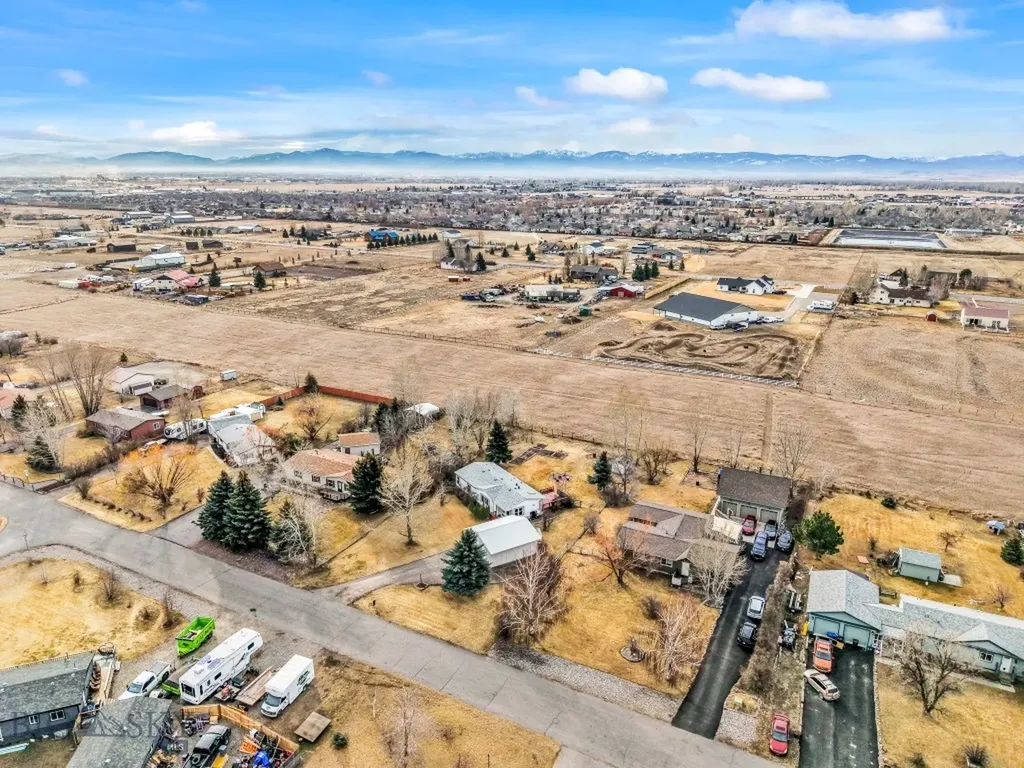 126 Hereford Belgrade MT 59714