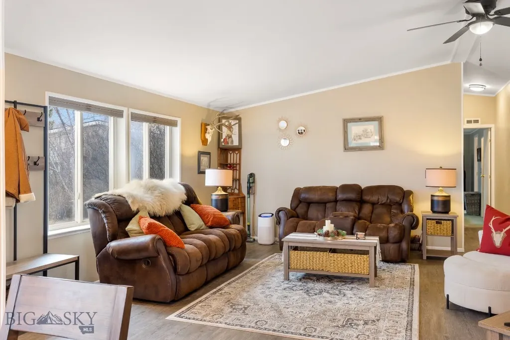 126 Hereford Belgrade MT 59714