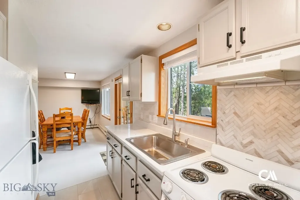 4025 Lake Point Drive Helena MT 59602